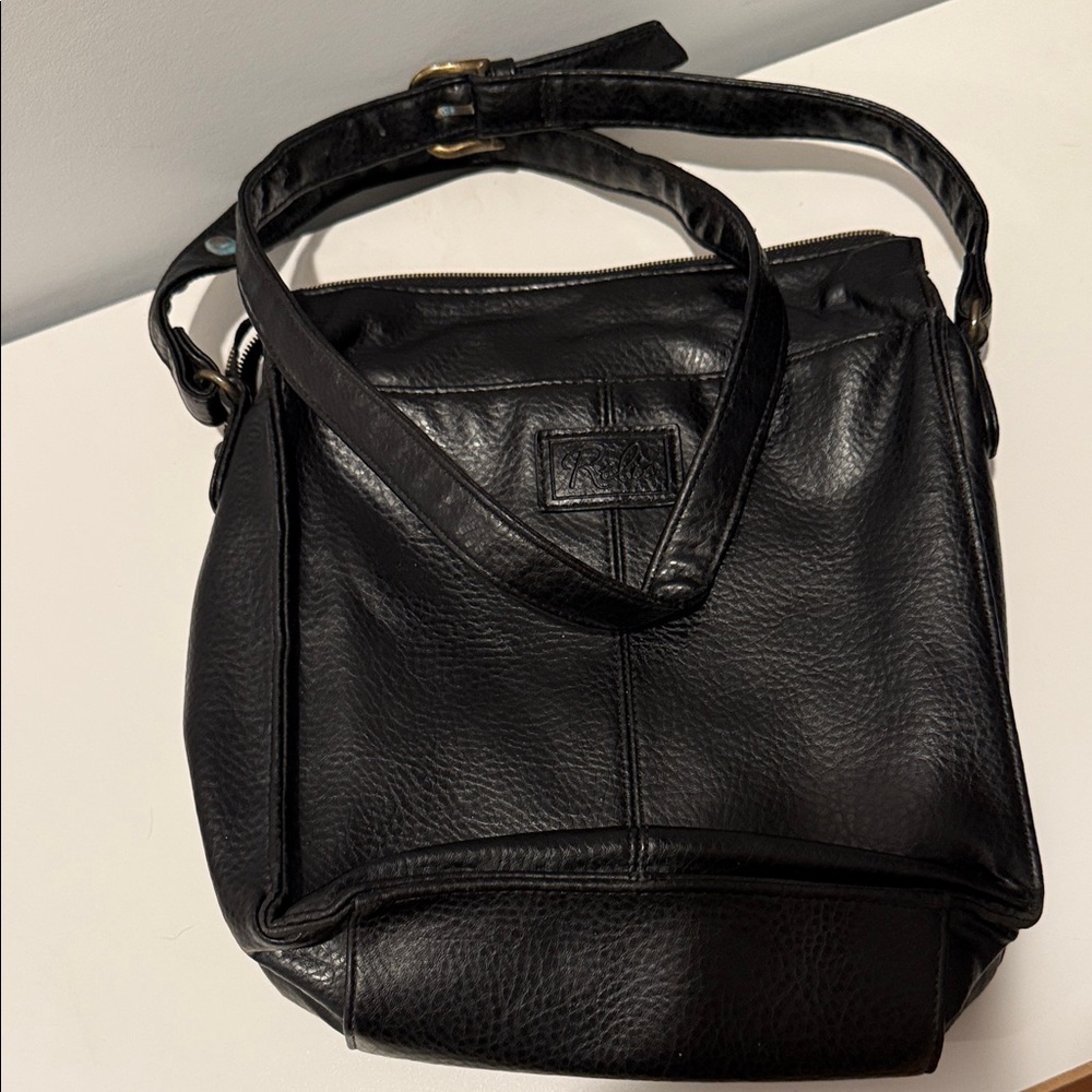 Relic Black Leather Shoulder Bag